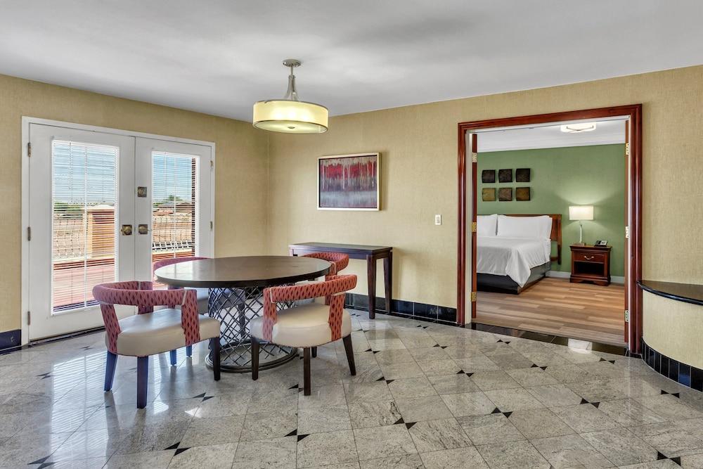 Holiday Inn Express Hotel & Suites El Centro by IHG photo 29