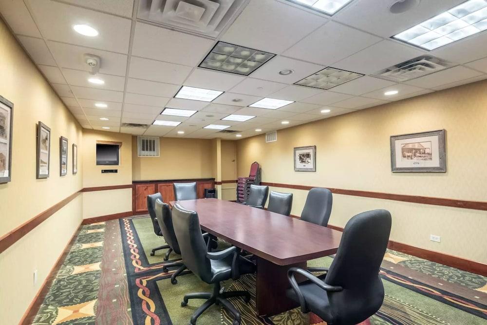 Holiday Inn Frisco by IHG photo 13