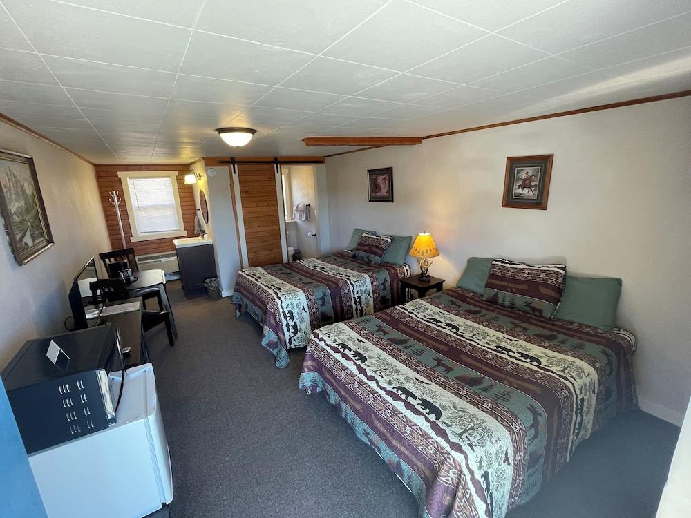 El Rancho Motel photo 9