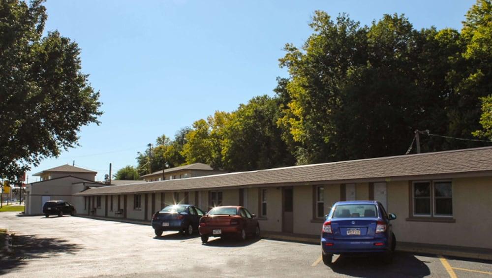 Budget Host Golden Wheat Motel photo 23