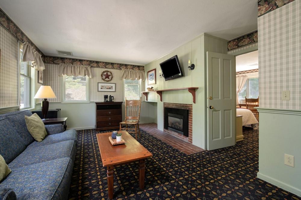 Christmas Farm Inn and Spa photo 28