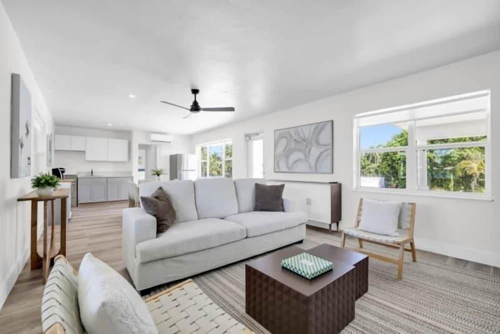 INLET PALM BEACHES photo 40