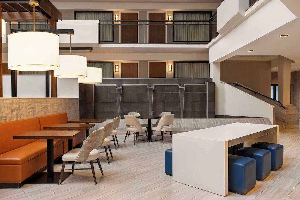Embassy Suites by Hilton Kansas City Overland Park photo 42