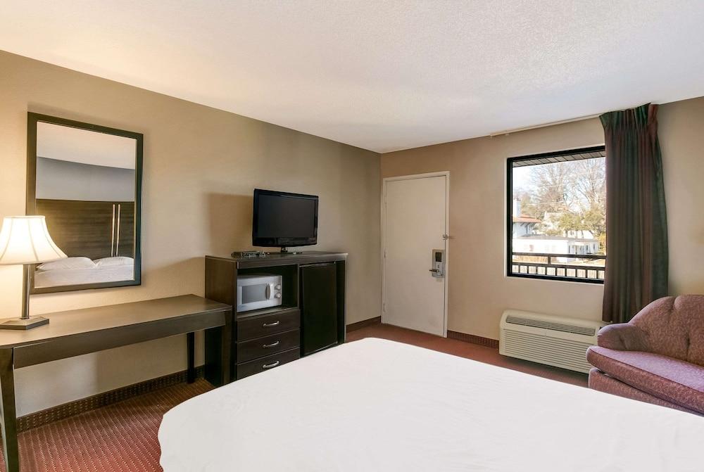 Dutchland Motel photo 9