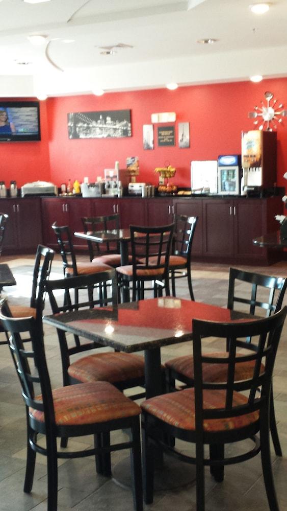 Paradise Inn & Suites photo 32
