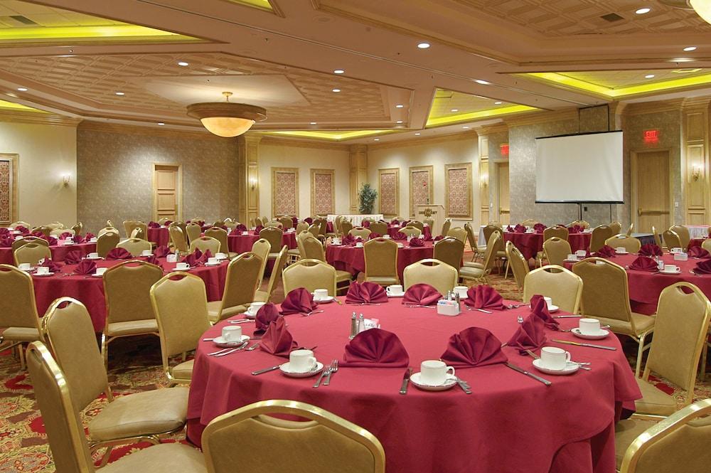 Suncoast Hotel and Casino photo 33