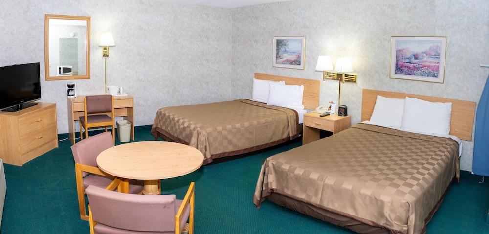 Regency Inn Perrysburg photo 7