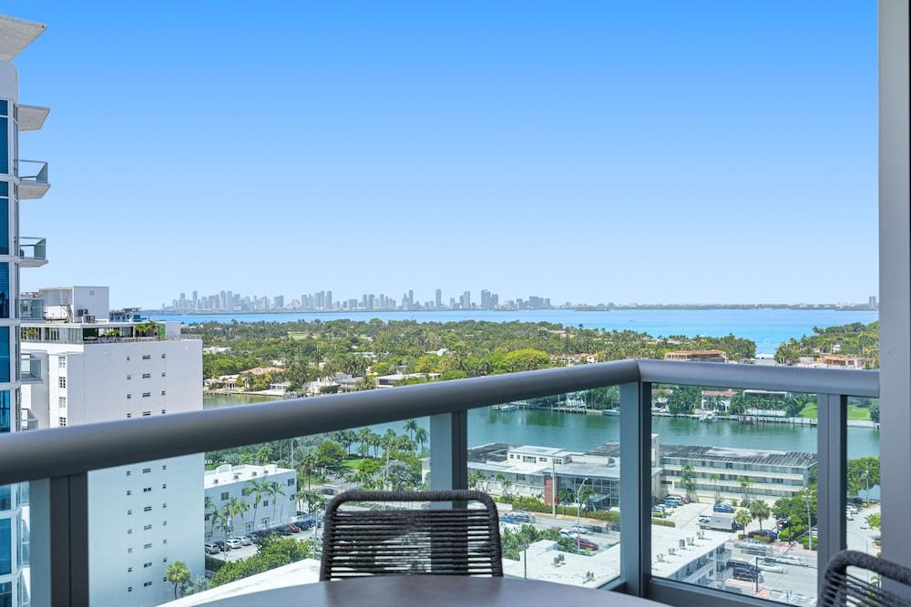 Dharma Home Suites Miami at Monte Carlo photo 33