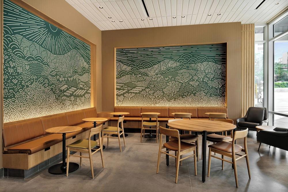 Moxy Charlotte Downtown photo 27