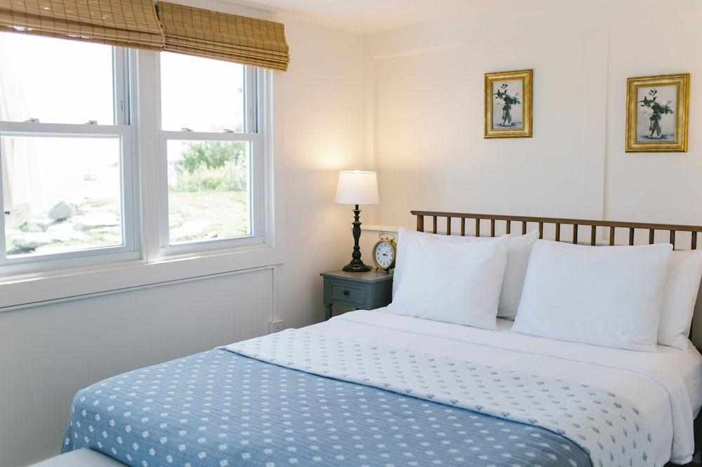 Admirals Quarters Inn photo 86