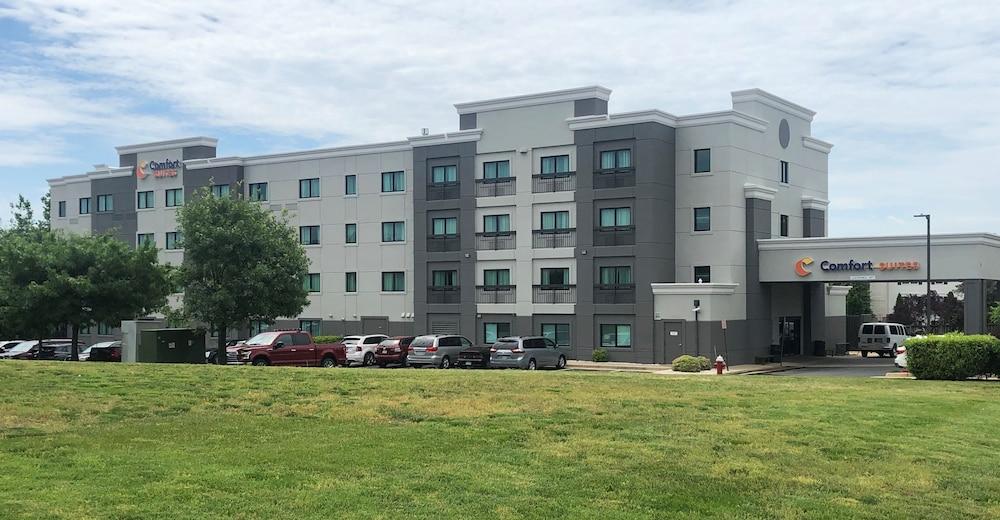 Holiday Inn Express & Suites Leesburg - Historic District by IHG photo 29
