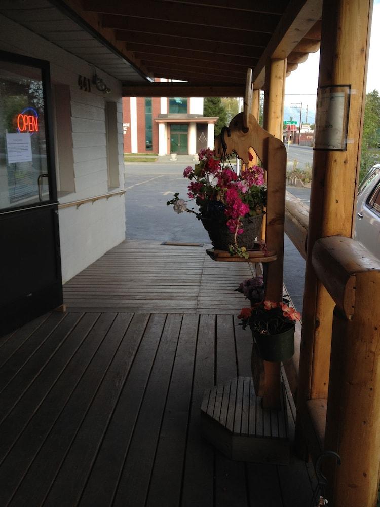 Anchorage Suites Lodge photo 6