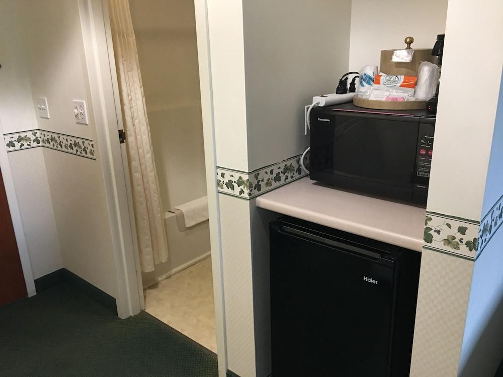 Camden Riverhouse Hotel photo 40