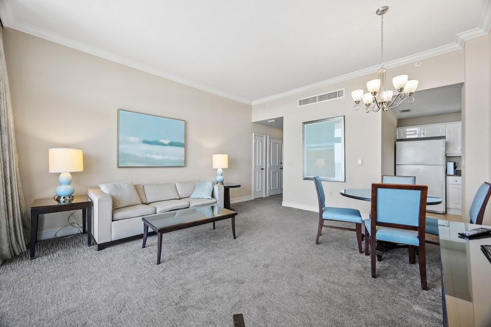 Marco Beach Ocean Suites photo 6