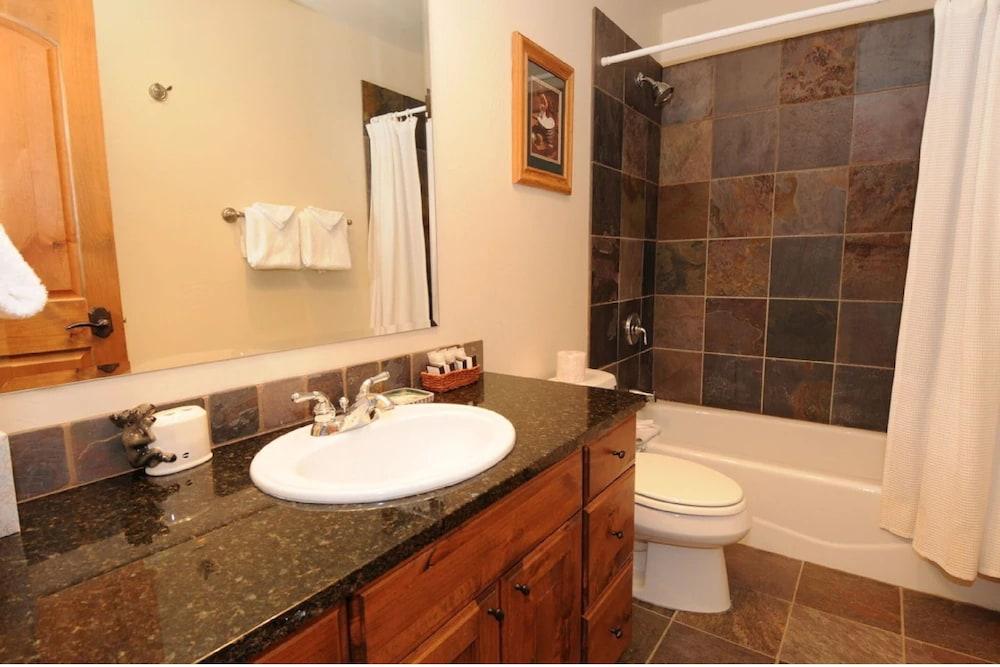 Vacation Rentals at Big Sky Resort photo 16