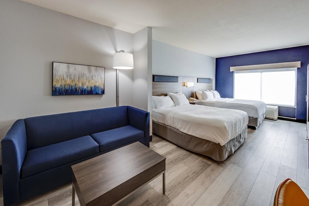Holiday Inn Express Hotel & Suites Columbus Univ Area - Osu by IHG photo 10