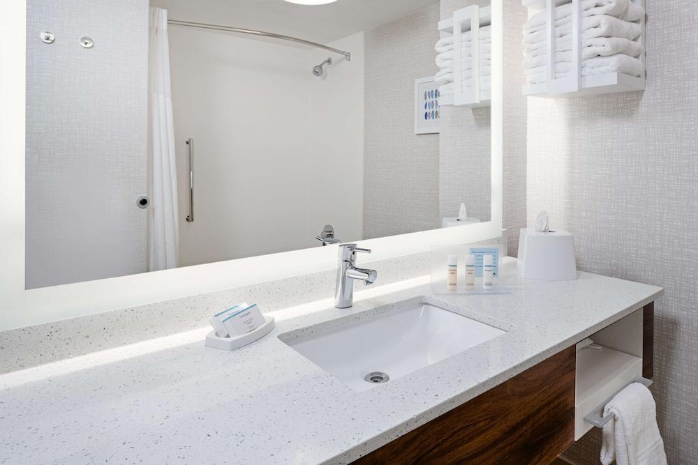Hampton Inn Richmond-Southwest-Hull Street photo 37