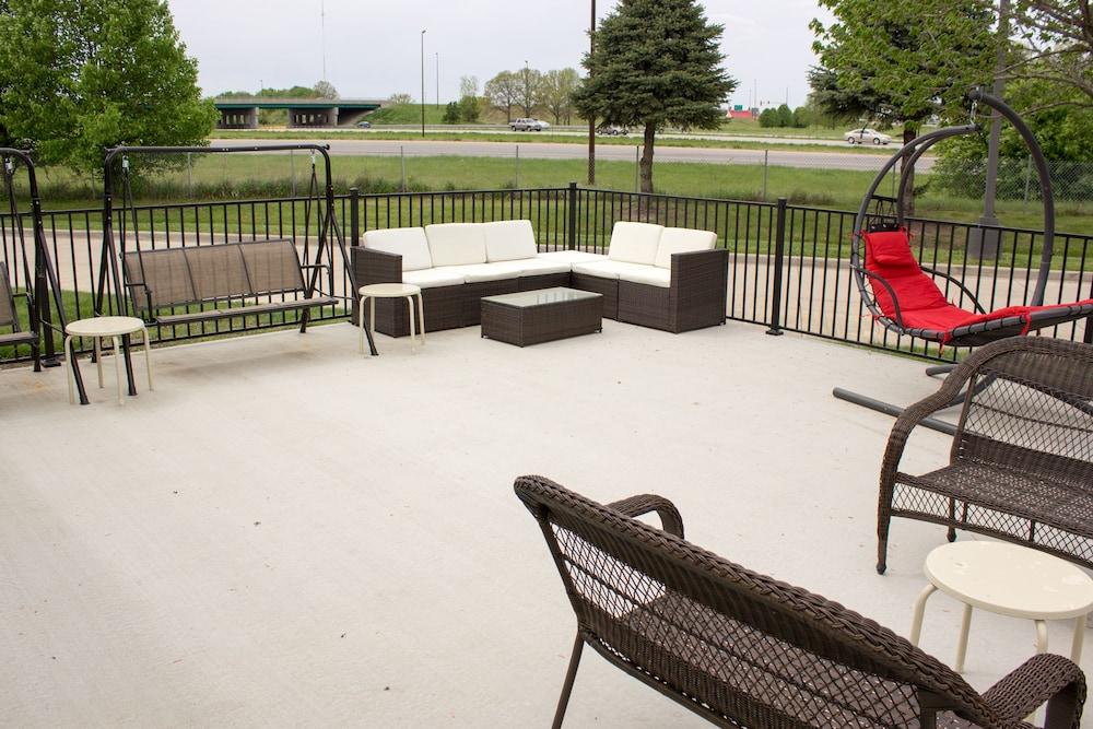 Baymont by Wyndham Springfield IL photo 26