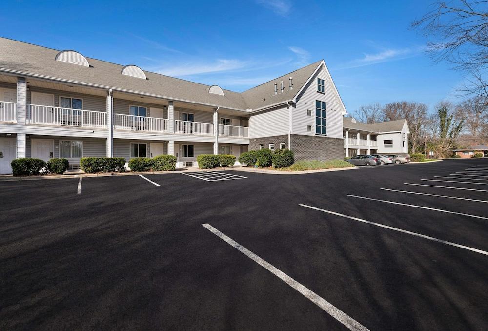Rodeway Inn Charlotte Independence Blvd. photo 33