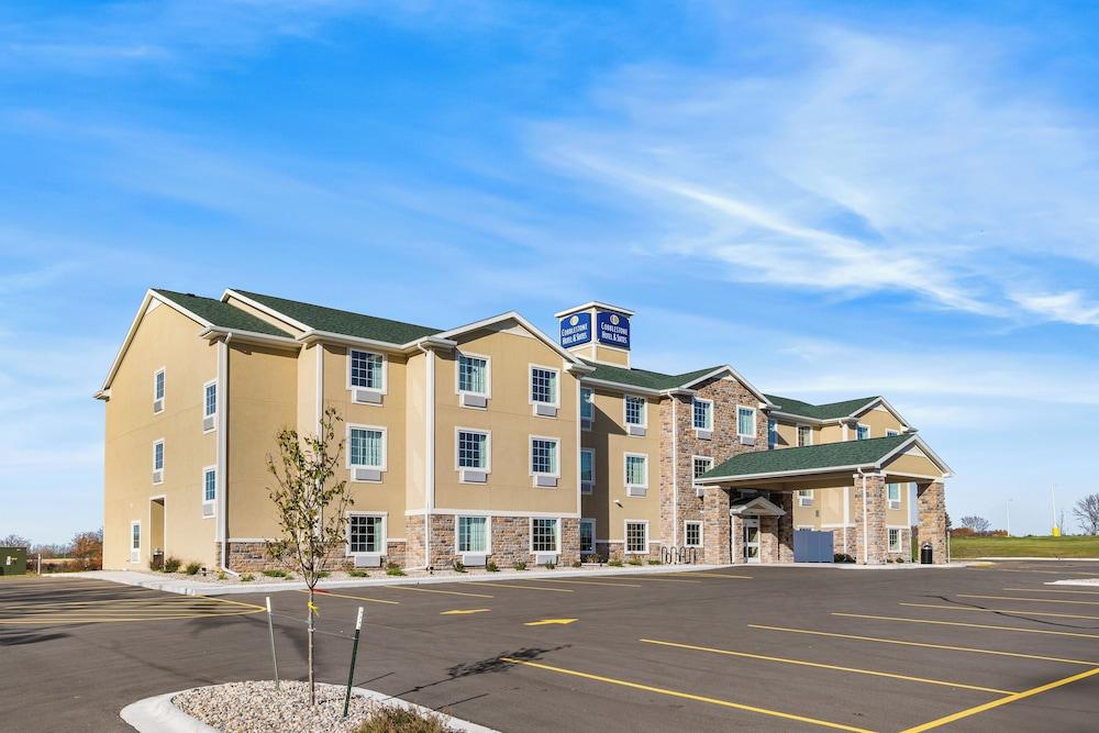 Cobblestone Hotel & Suites - Eaton photo 13