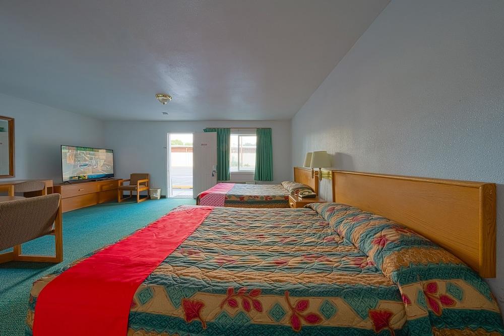 Budget 8 Motel John Day photo 11