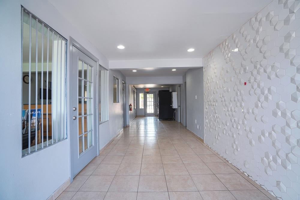 OYO Hotel Midland photo 23