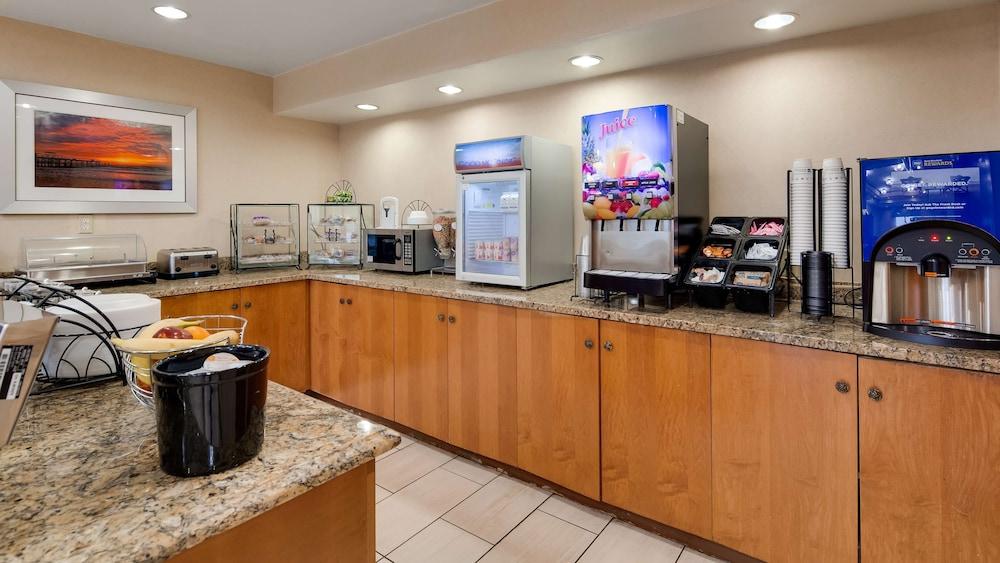 Best Western Executive Inn photo 20