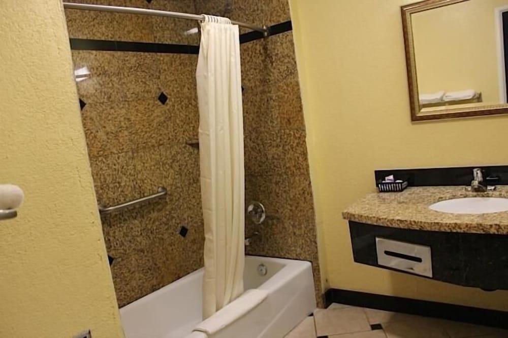 Western Village Inn photo 10
