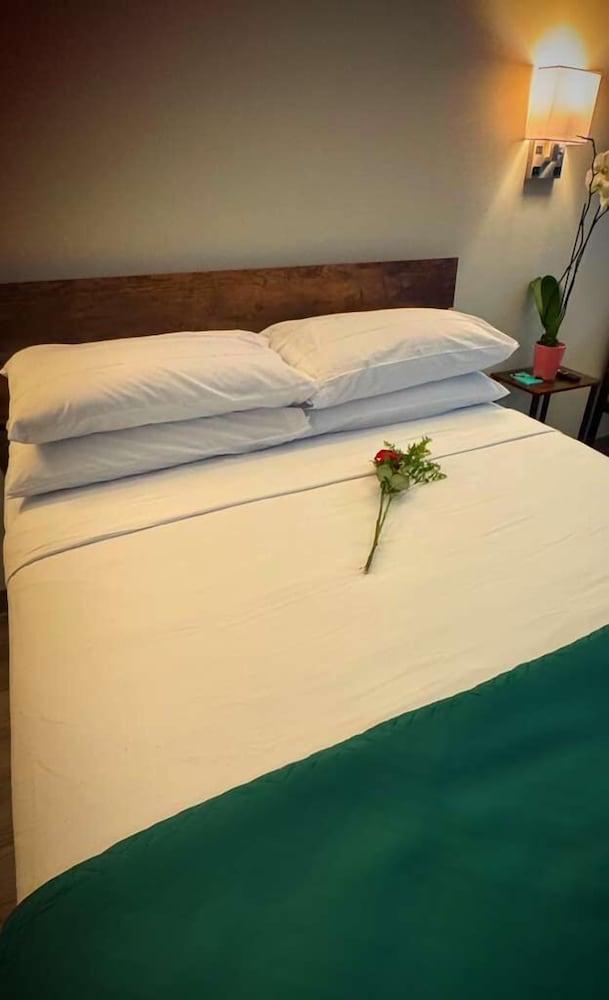 Nova Hotel JFK photo 9