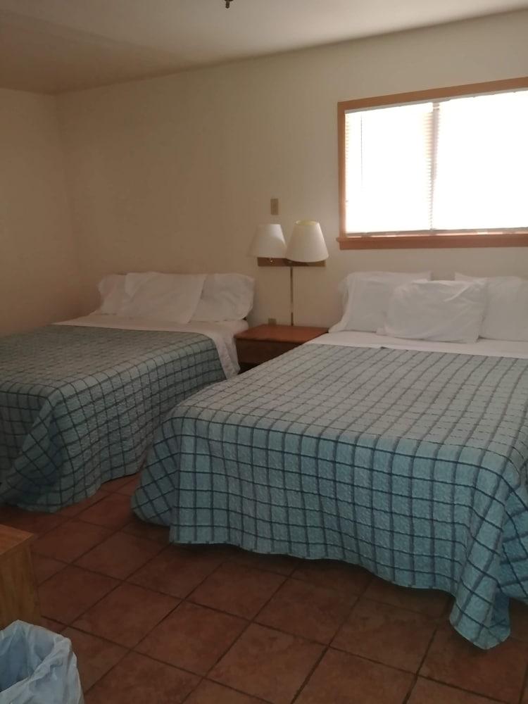 Cactus Inn photo 13