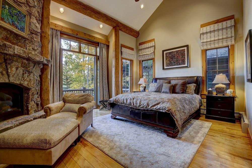Snowberry by Elevation Accommodations photo 43