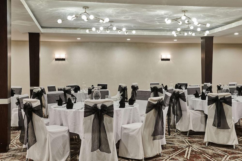 DoubleTree by Hilton Fullerton photo 61