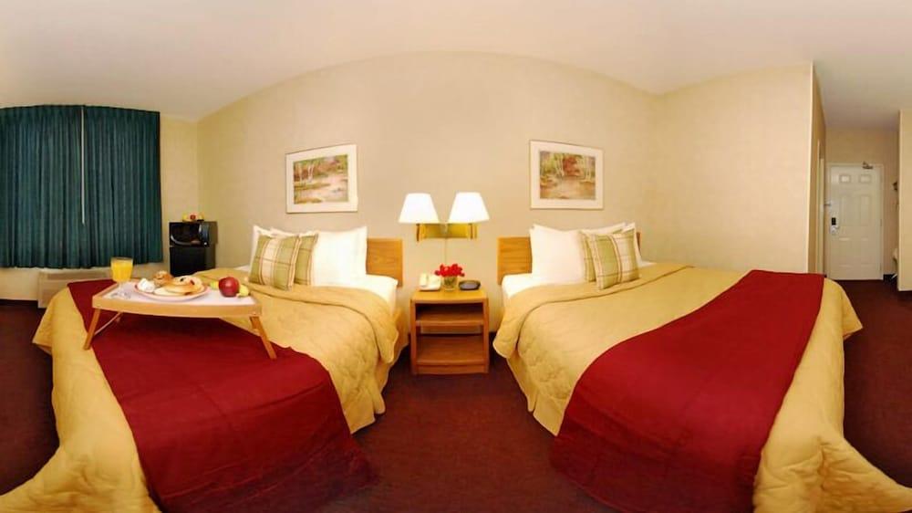 Quality Inn Dayton North - Vandalia photo 5
