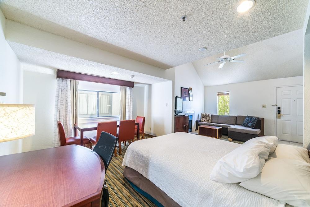 Metro Phoenix Extended Stay photo 22