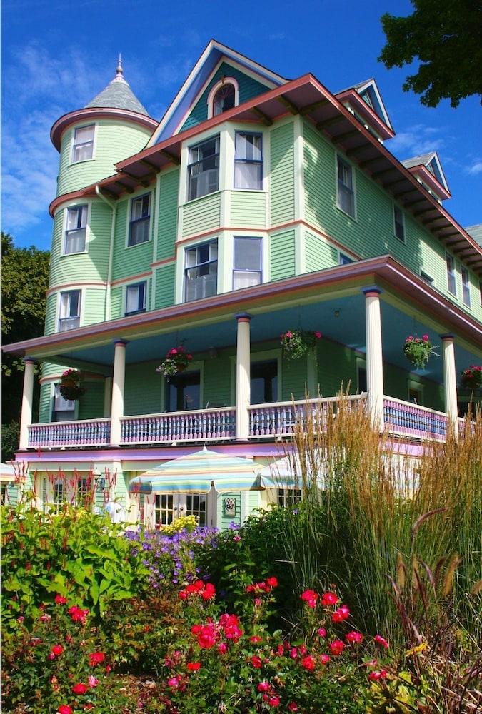 Inn on Mackinac photo 50