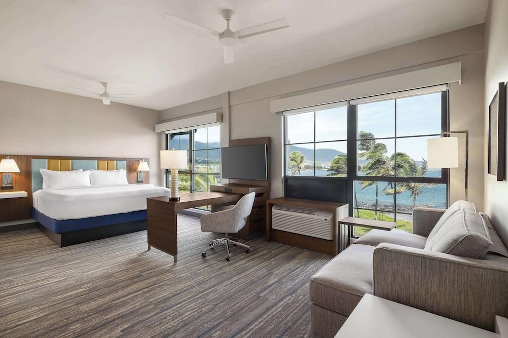Hampton Inn & Suites Maui North Shore photo 18