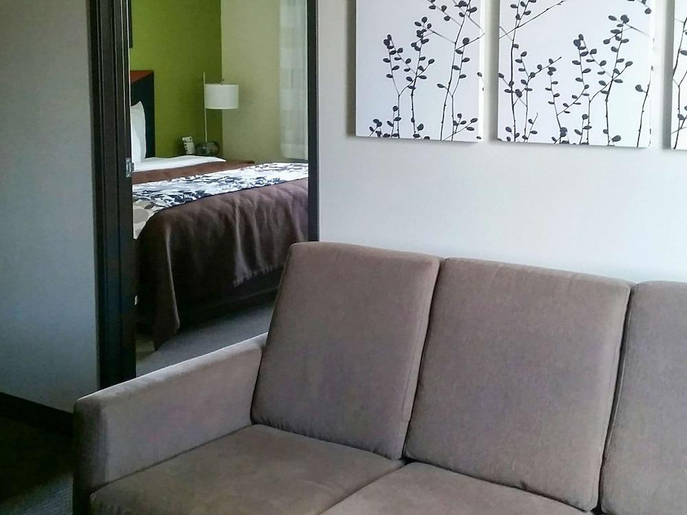 Sleep Inn & Suites Pleasant Hill - Des Moines photo 96