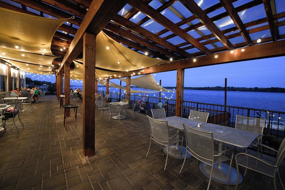 Crowne Plaza Niagara Falls NY Riverside by IHG photo 44