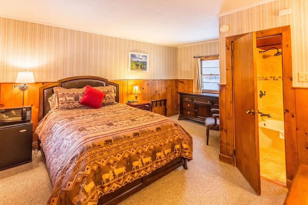 ADK Trail Inn photo 8