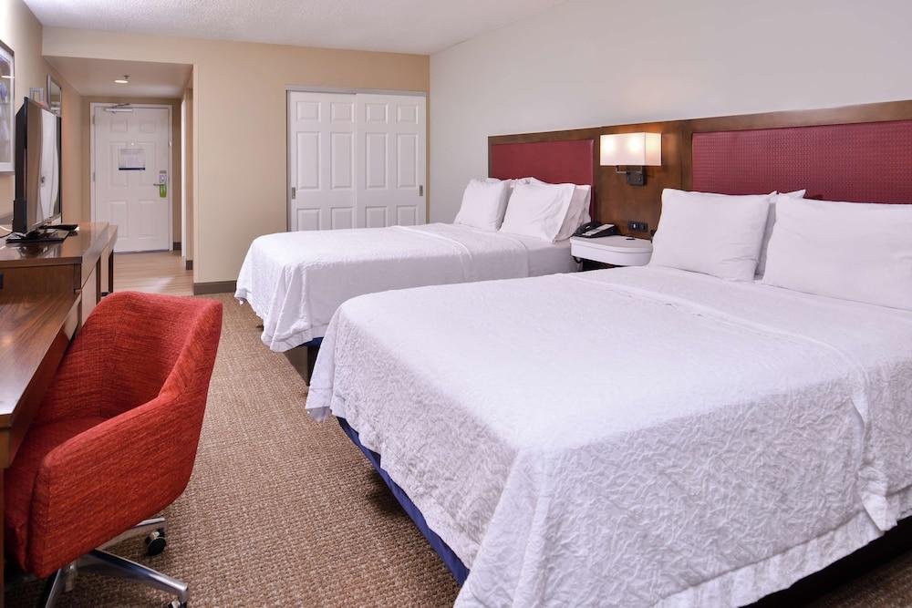Hampton Inn Lexington-Historic District photo 20