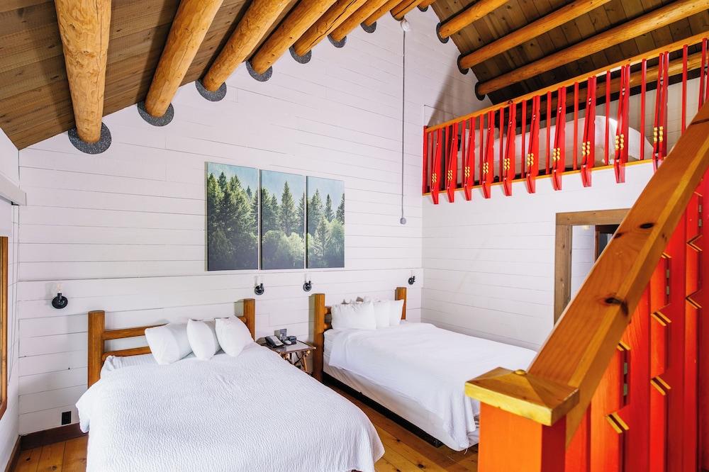 Drummond Island Resort photo 60