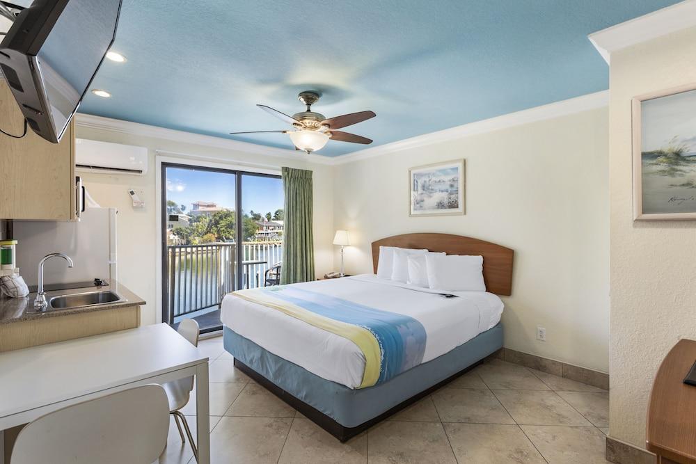 Bayview Plaza Waterfront Resort photo 42