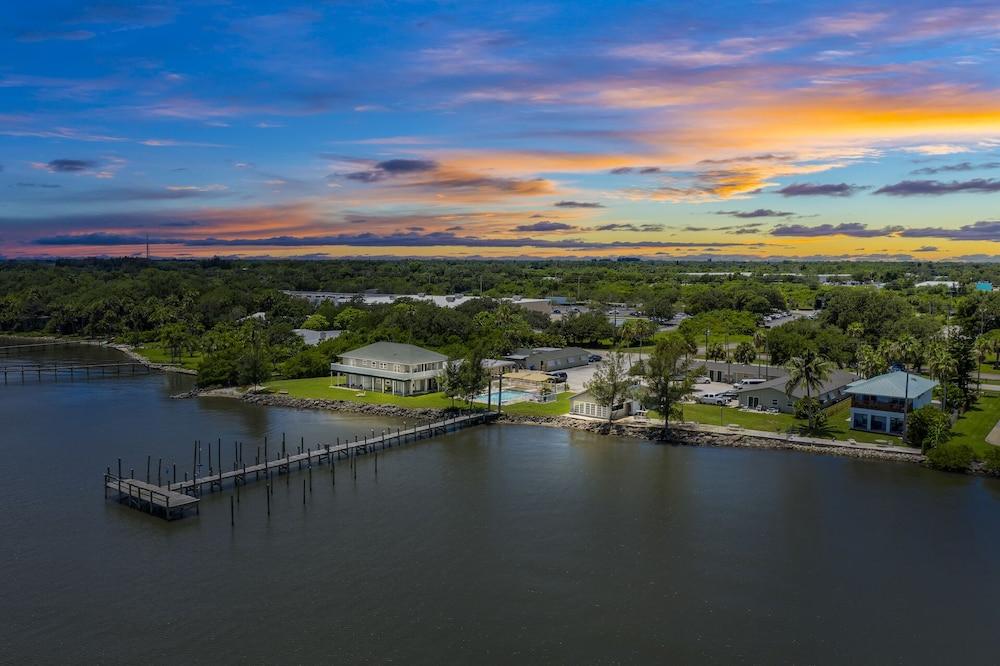 The Sportsman's Lodge & Marina photo 3