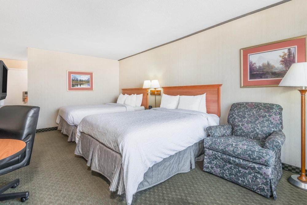 Howard Johnson by Wyndham Gillette photo 37