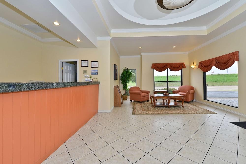 Americas Best Value Inn Hillsboro photo 5