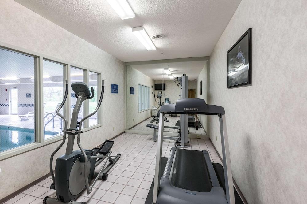 Quality Inn Kearney South photo 17