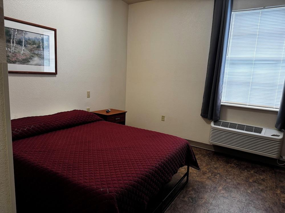 BEST STUDIO INN photo 19