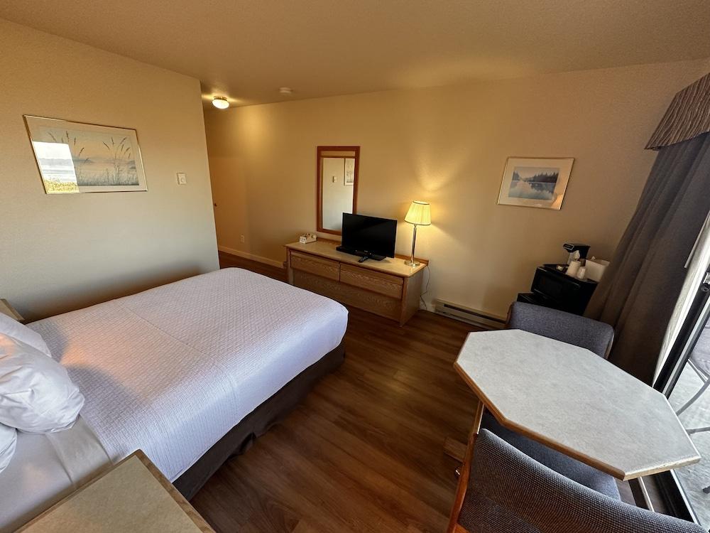 Astoria Crest Motel photo 48