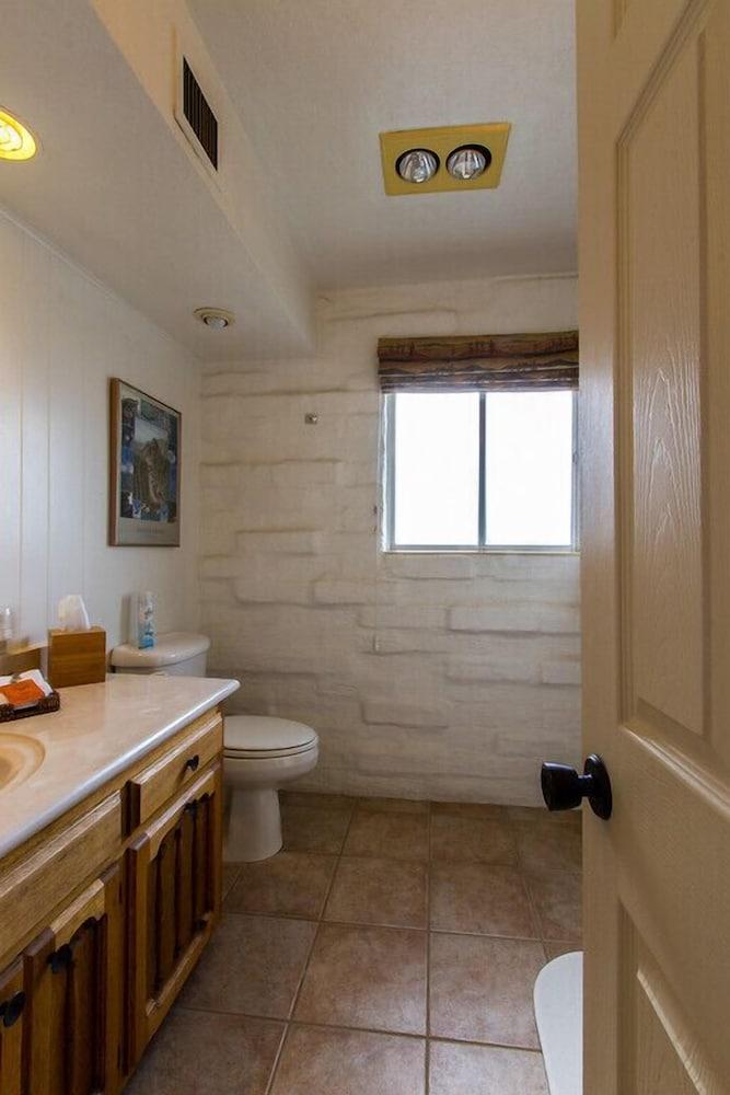 Mission Hill Casitas photo 26