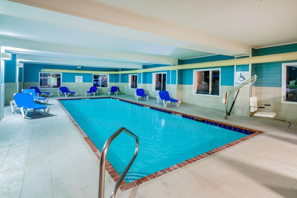 Holiday Inn Express Hotel & Suites Magee by IHG photo 21